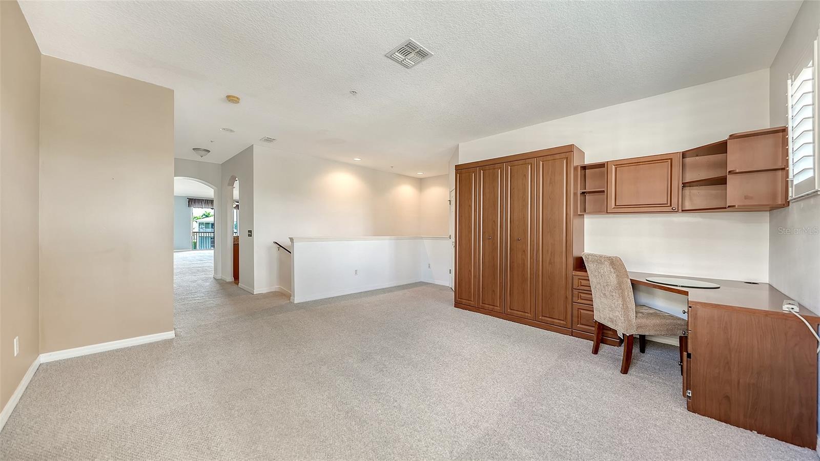 5356 MANG PL #1404