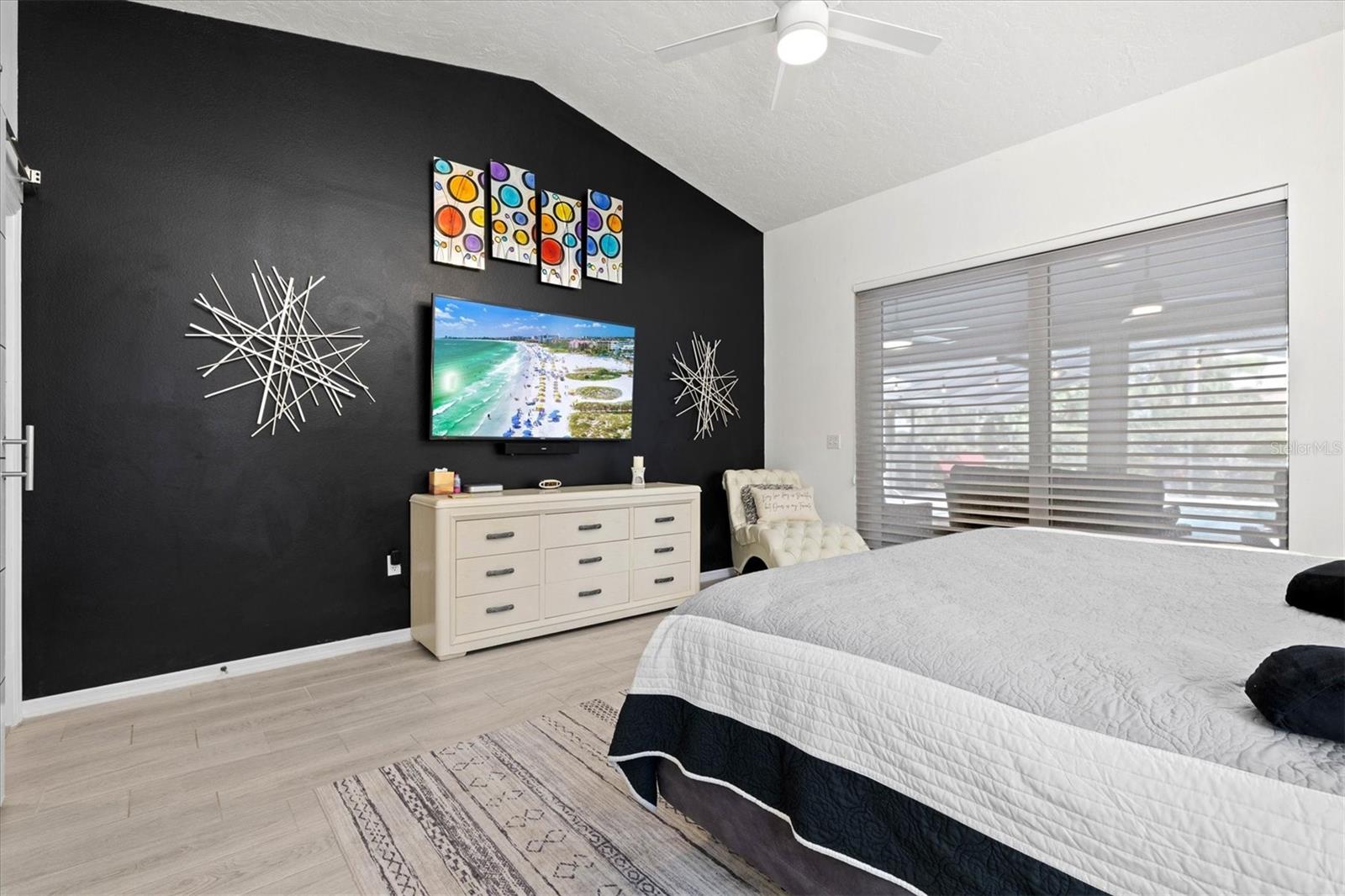 1174 SORRENTO WOODS BLVD