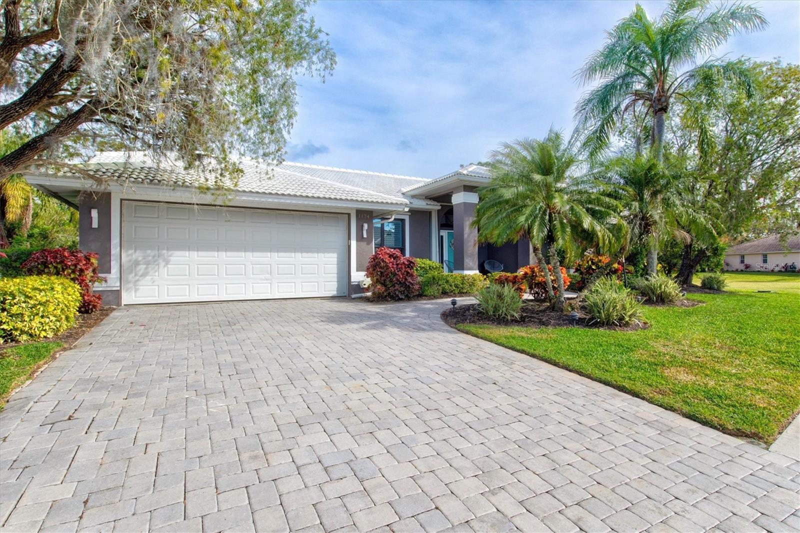 1174 SORRENTO WOODS BLVD