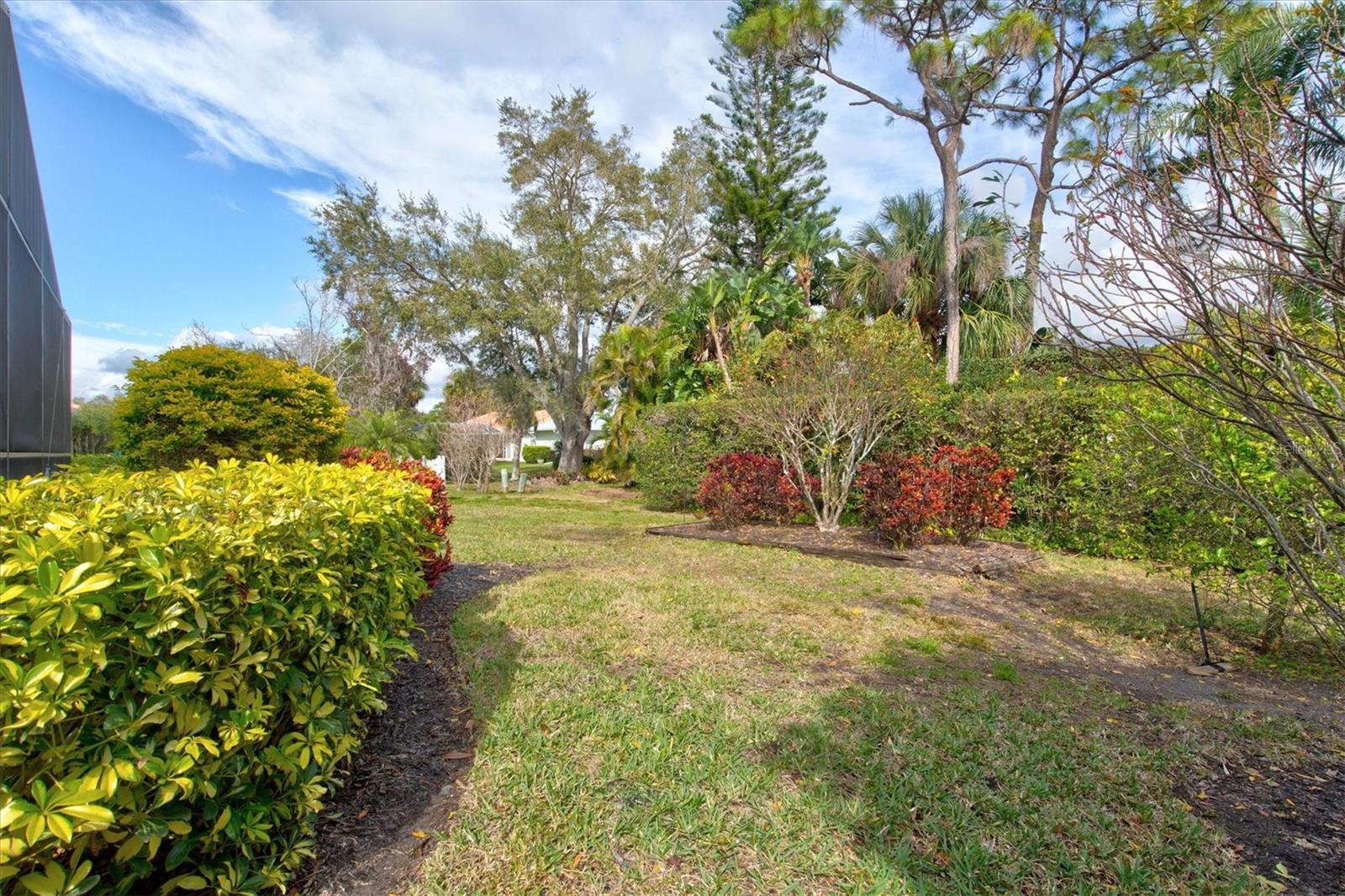 1174 SORRENTO WOODS BLVD