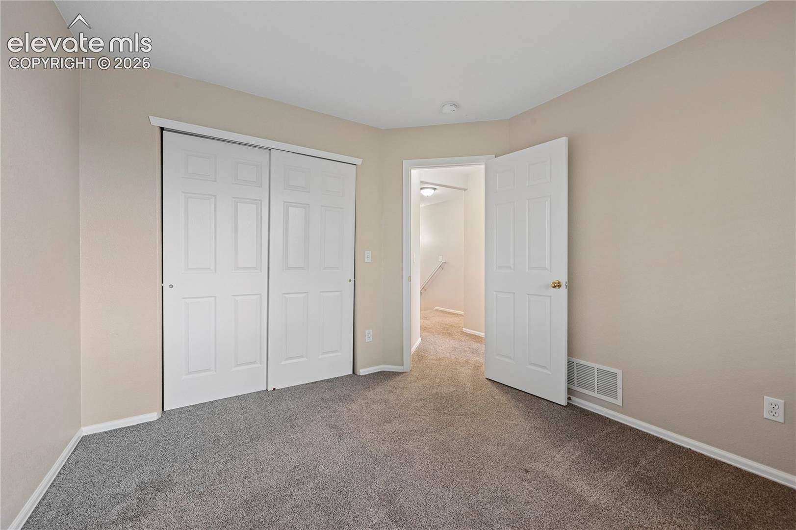 7483 Straggler Circle