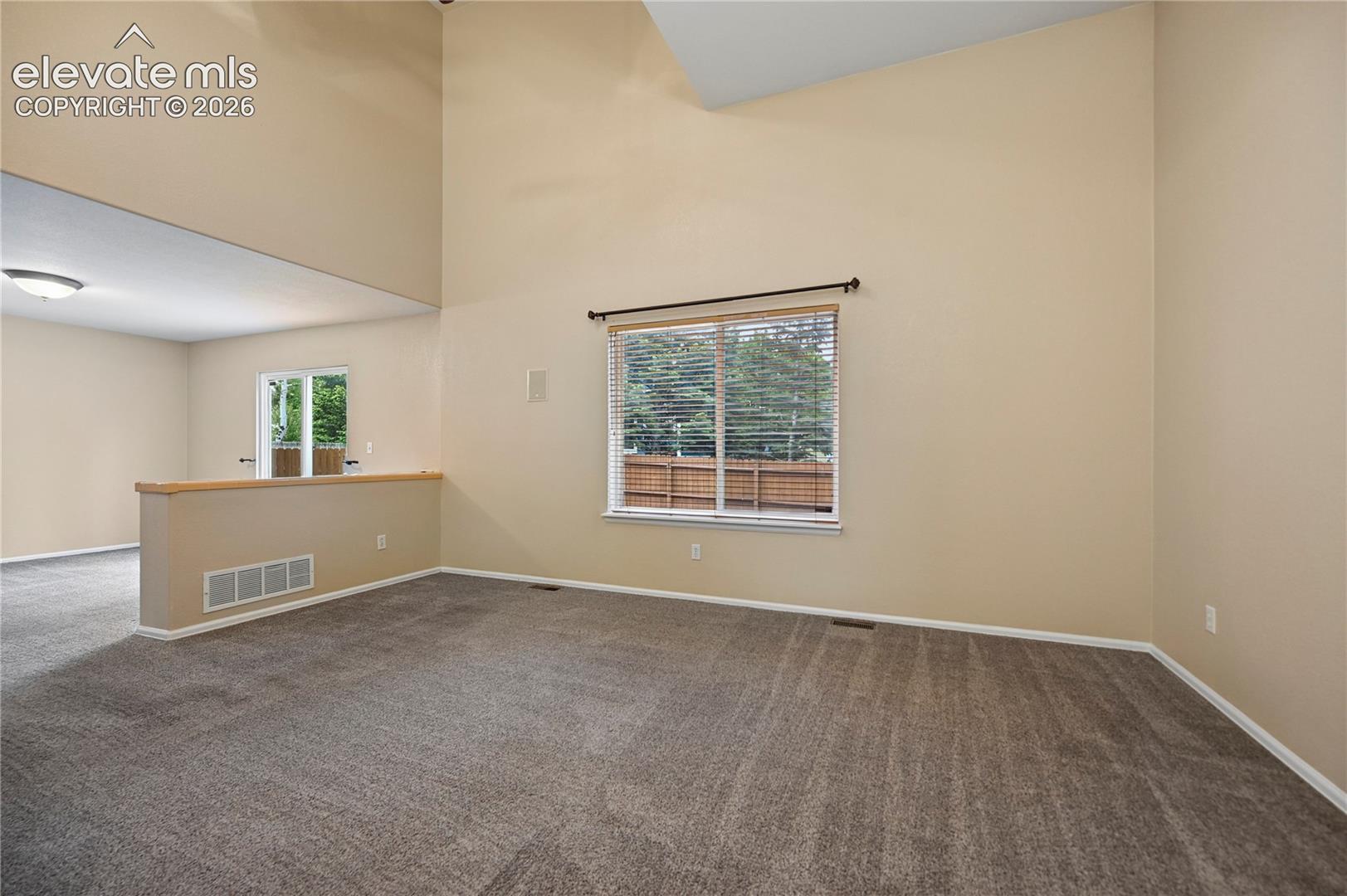 7483 Straggler Circle