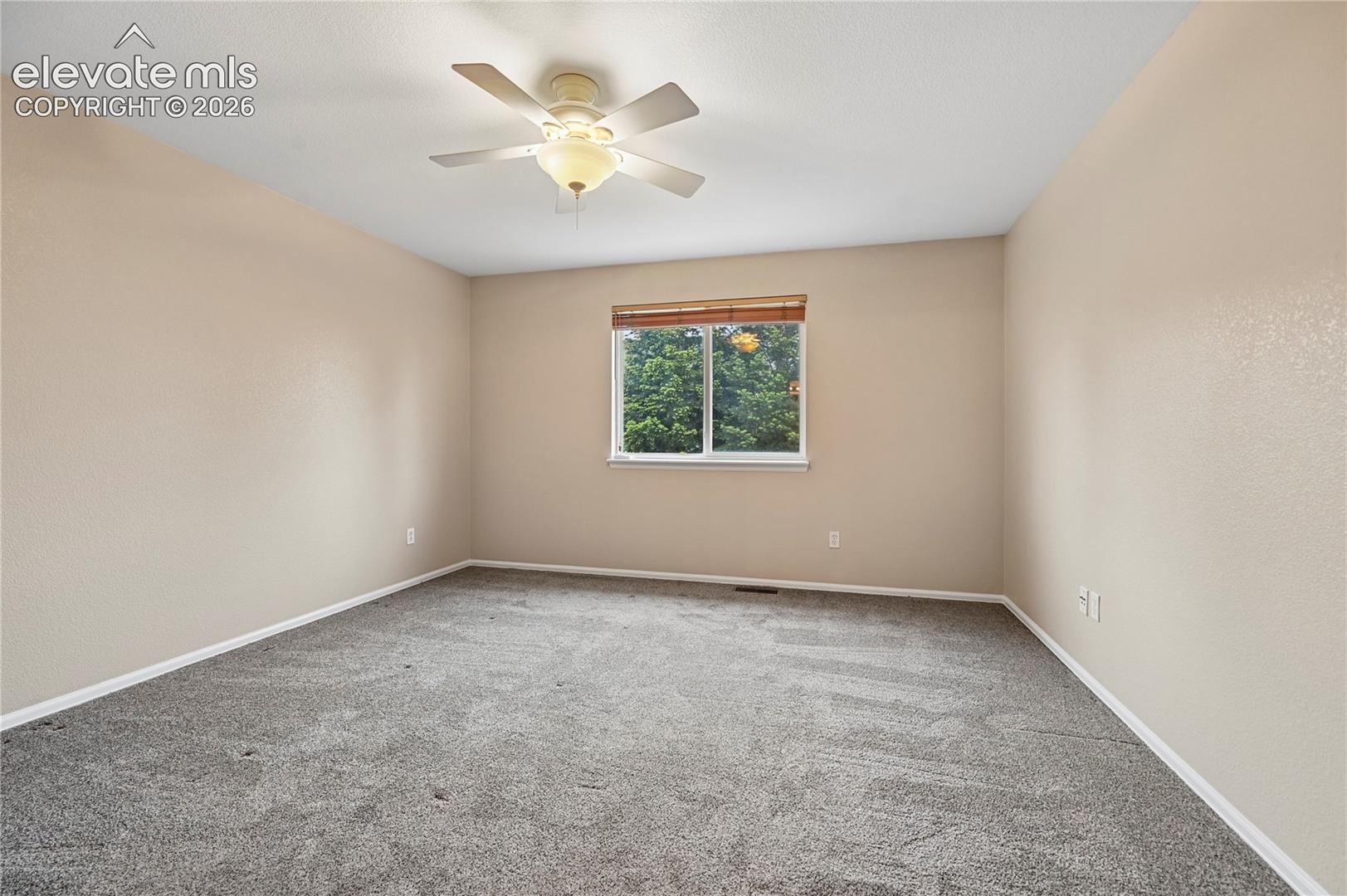 7483 Straggler Circle