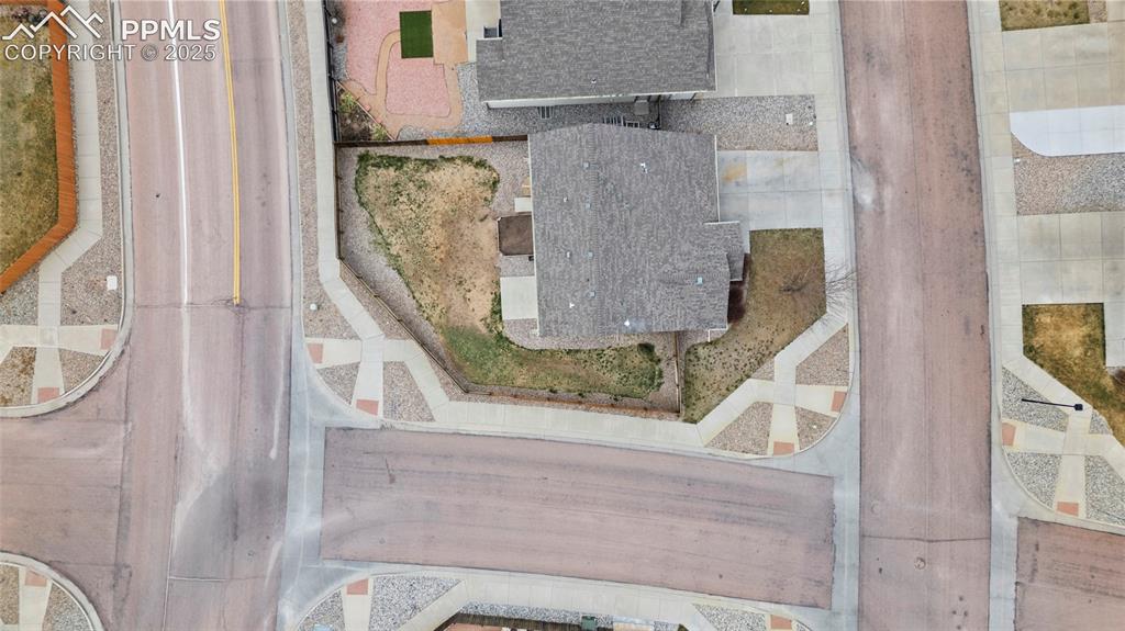 6095 San Mateo Drive