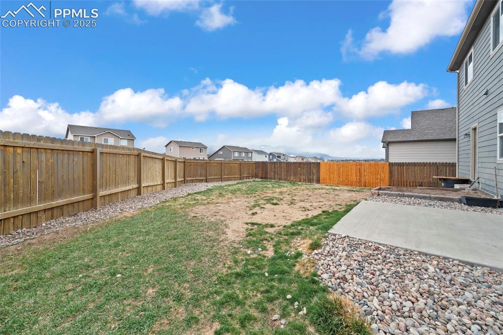 6095 San Mateo Drive