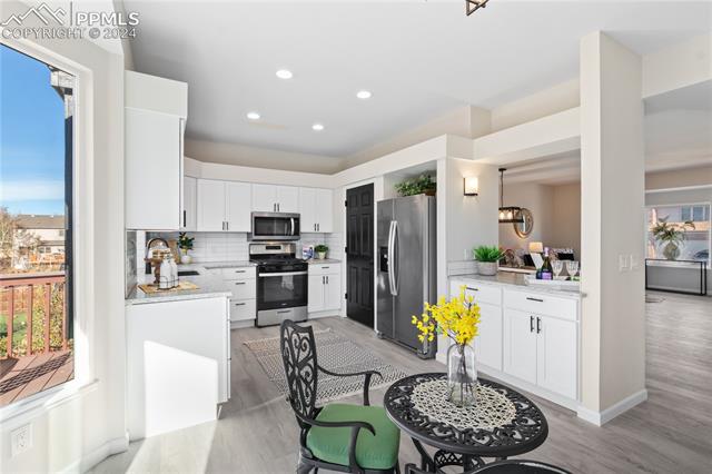 2515 Heathrow Drive
