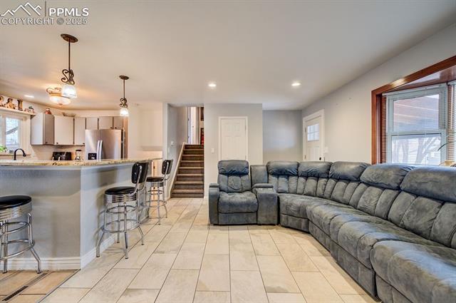 1421 Querida Drive