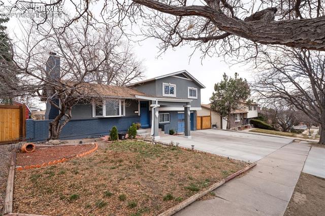 1421 Querida Drive
