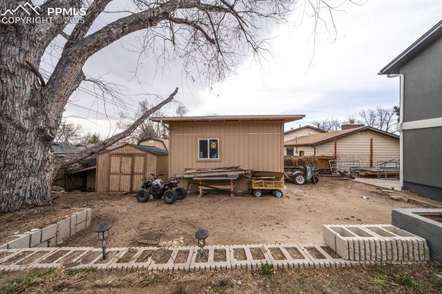 1421 Querida Drive