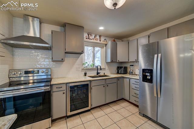 1421 Querida Drive