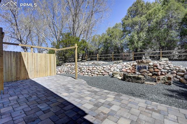 15215 Diamondhead Court