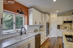 15215 Diamondhead Court