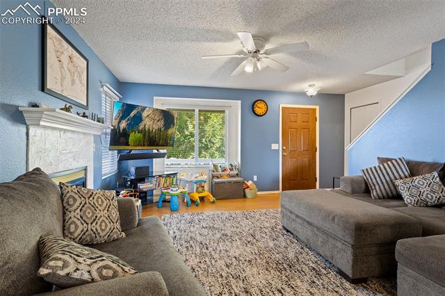 4225 Solarface Court