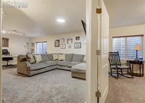 8127 Mockorange Heights