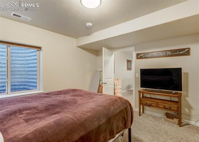 8127 Mockorange Heights