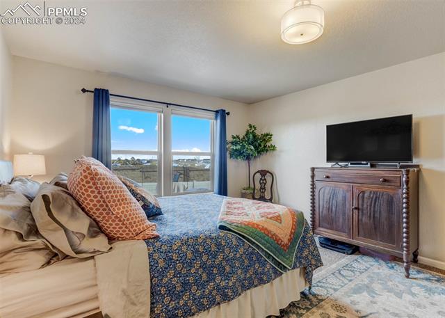 8127 Mockorange Heights