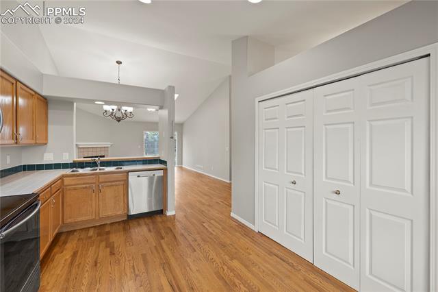 885 N Candlestar Loop