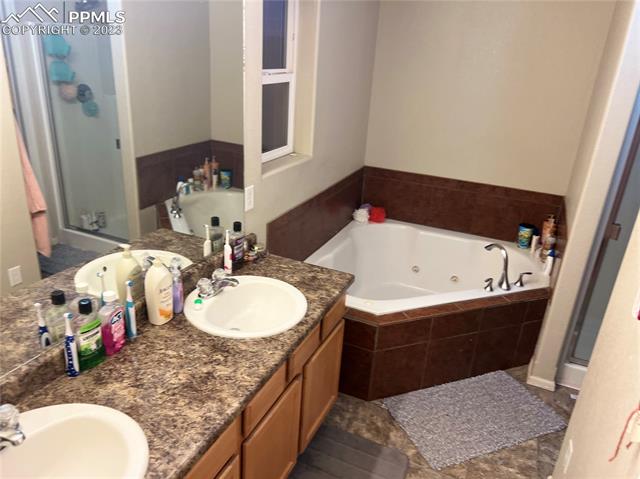 680 E Marigold Drive