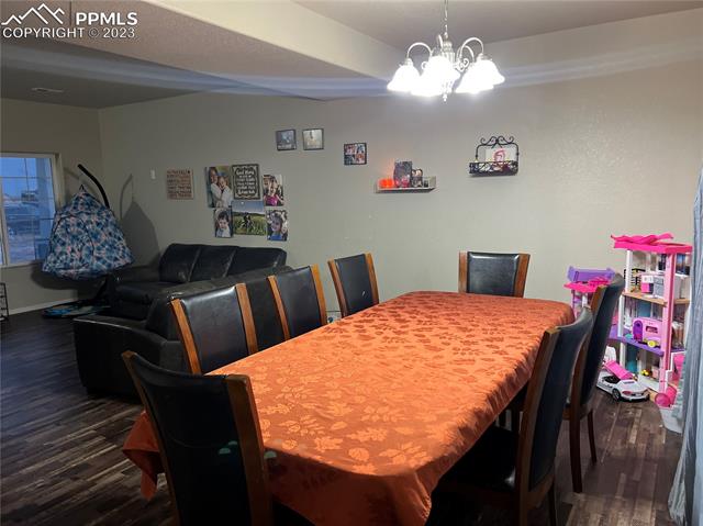 680 E Marigold Drive