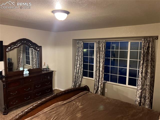 680 E Marigold Drive