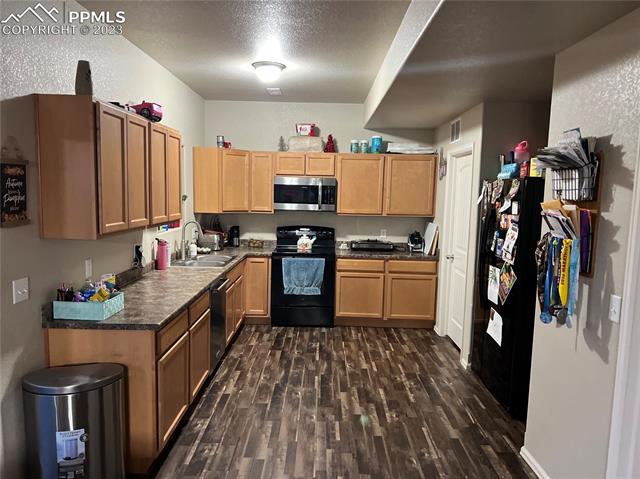 680 E Marigold Drive