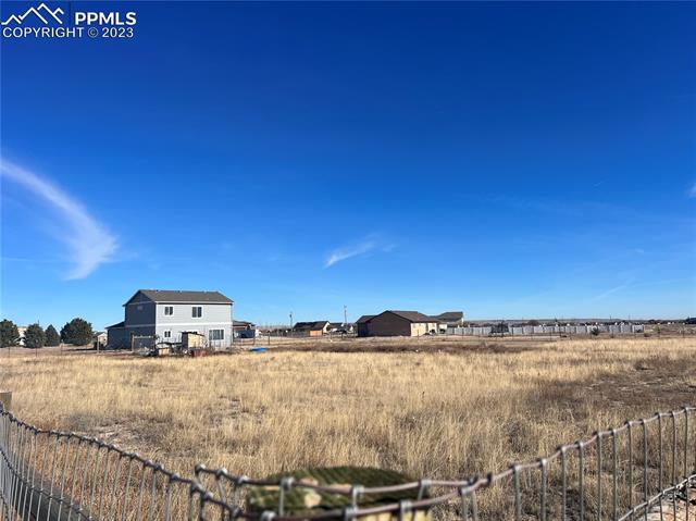 680 E Marigold Drive