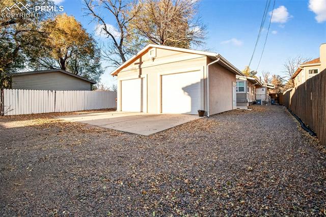 1825 W Kiowa Street
