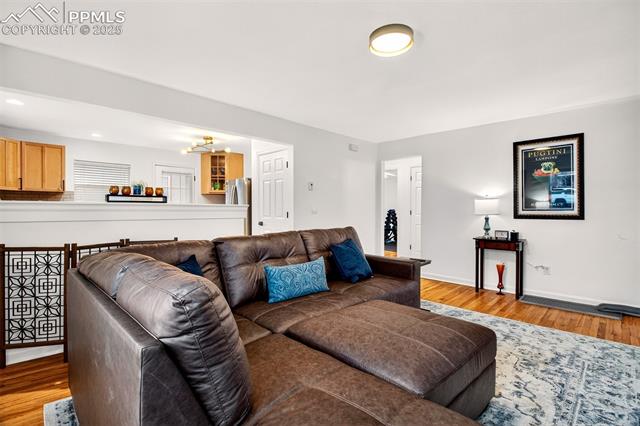 1825 W Kiowa Street