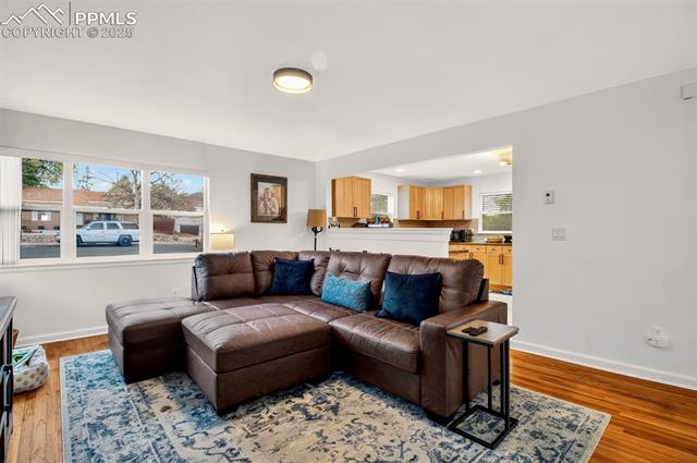 1825 W Kiowa Street