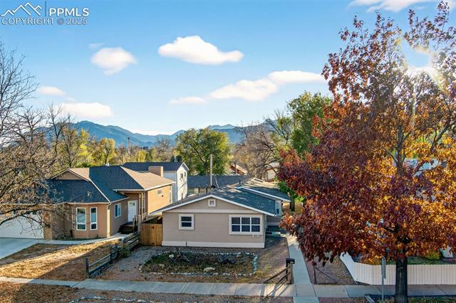 1825 W Kiowa Street