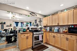 1825 W Kiowa Street