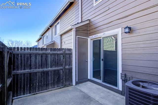917 London Green Way