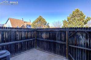 917 London Green Way