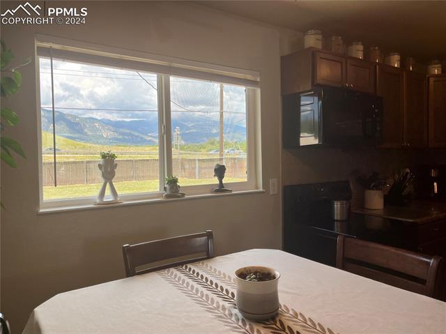 1046 Cambridge Avenue