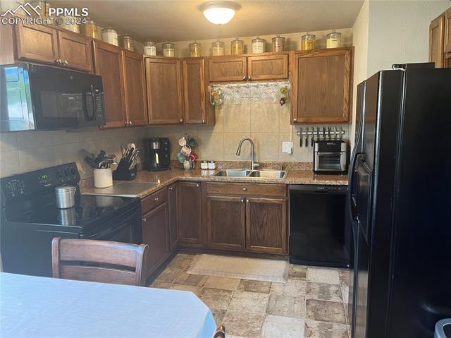 1046 Cambridge Avenue