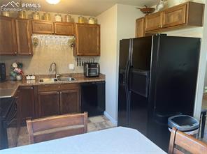 1046 Cambridge Avenue