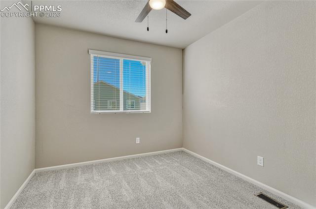 5861 Dakan Loop