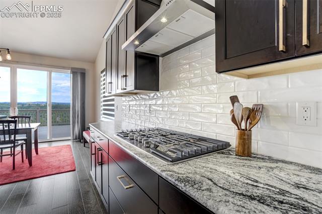 133 S Olympian Drive