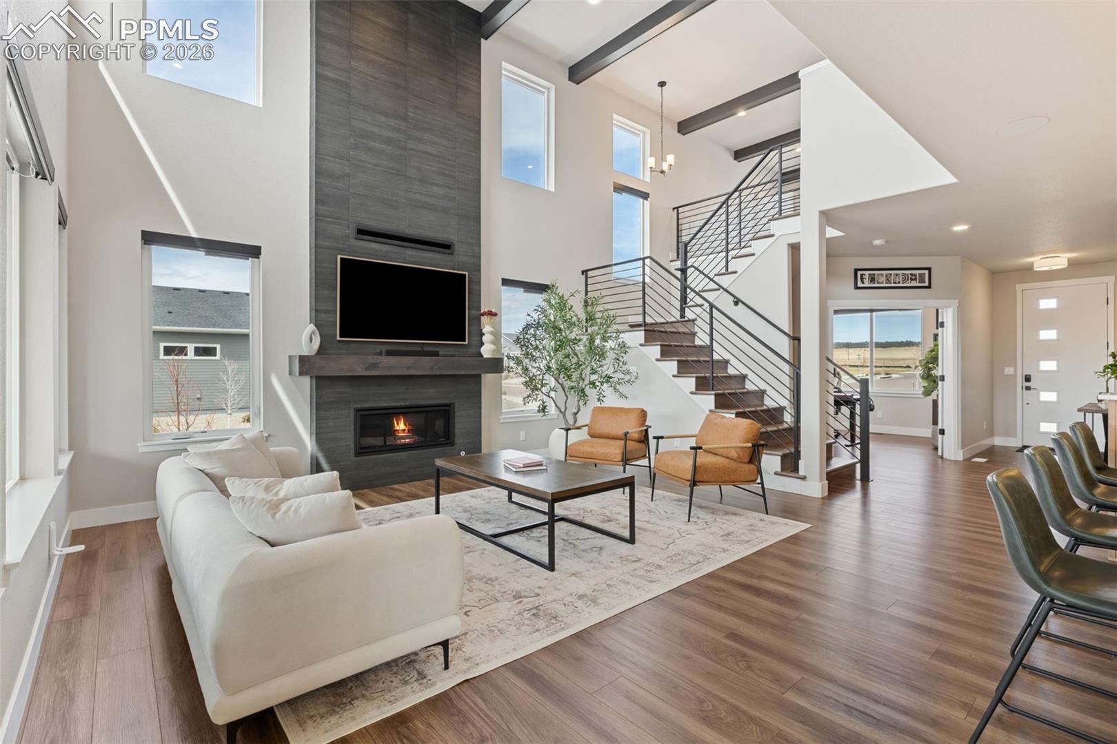 6707 Thimble Court