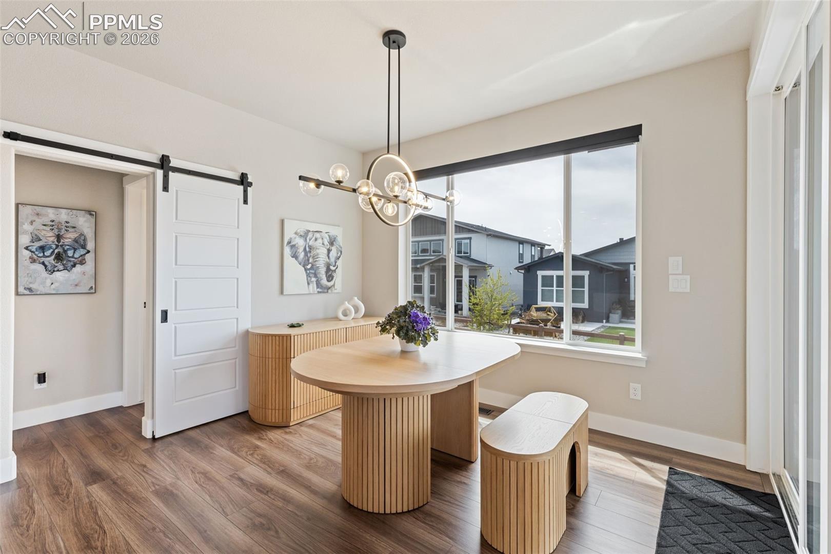6707 Thimble Court