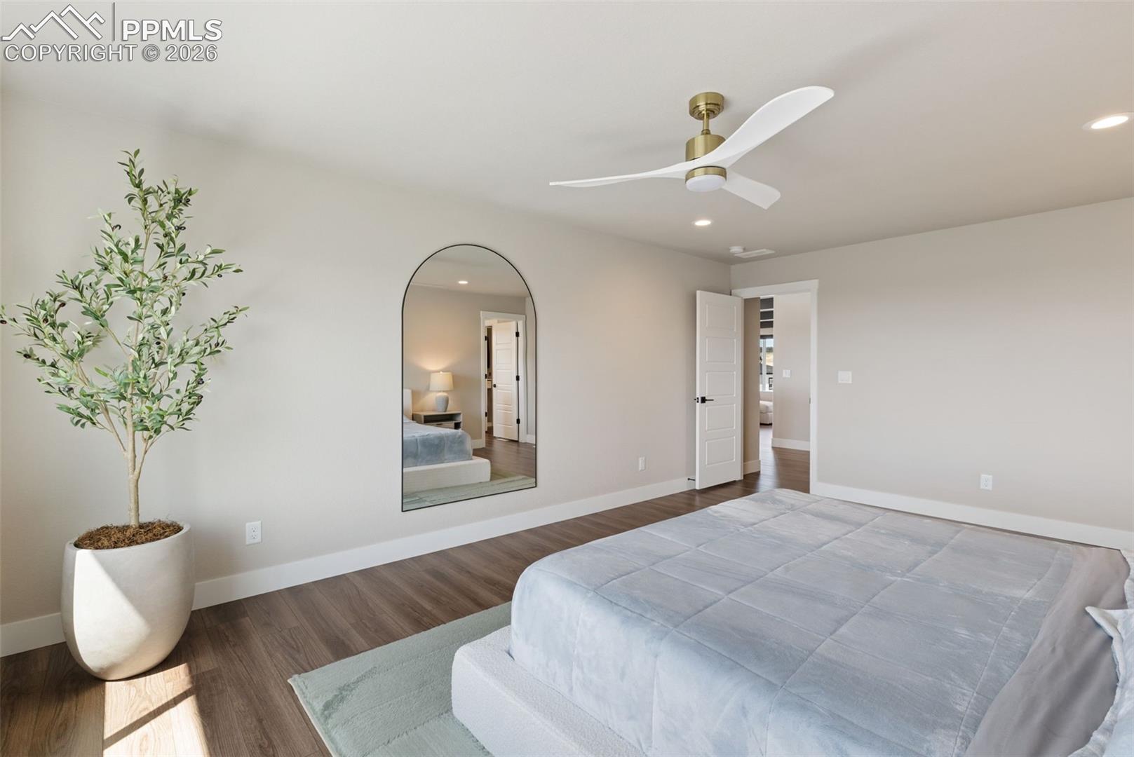6707 Thimble Court