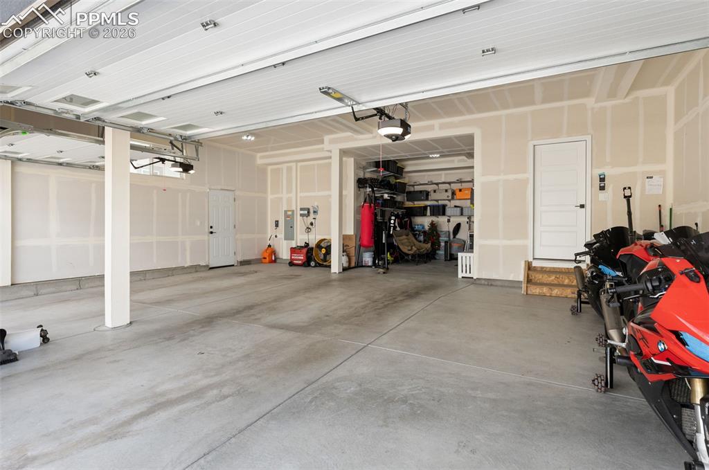 6707 Thimble Court
