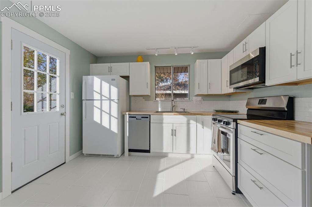 1522 Auburn Drive
