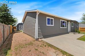 2552 Naples Drive