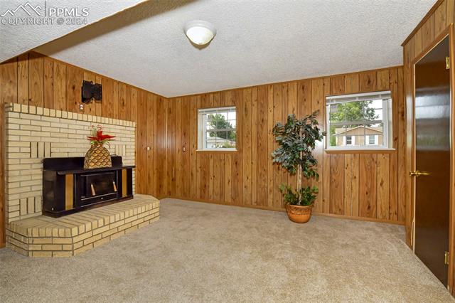 4071 London Lane