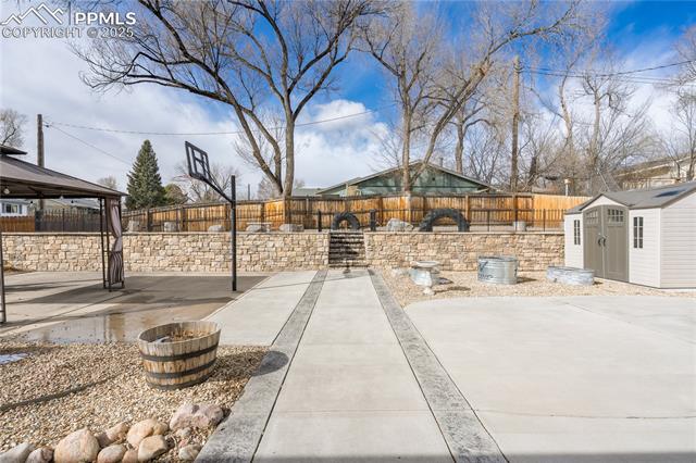 702 Kingsley Drive