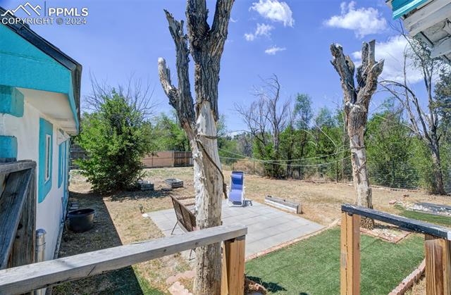 322 W Illinois Avenue