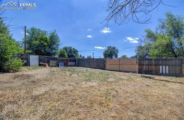 322 W Illinois Avenue