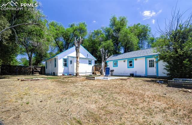 322 W Illinois Avenue