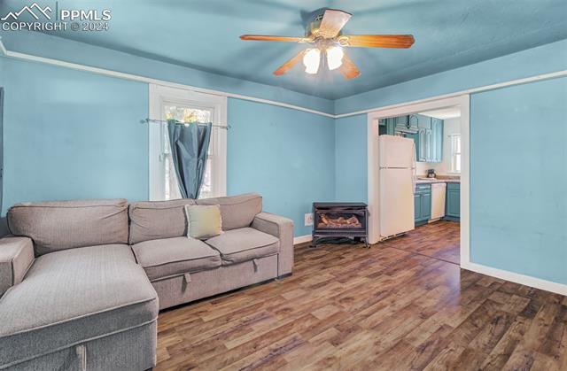 322 W Illinois Avenue